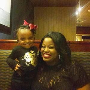 Meet your Posher, Aisha